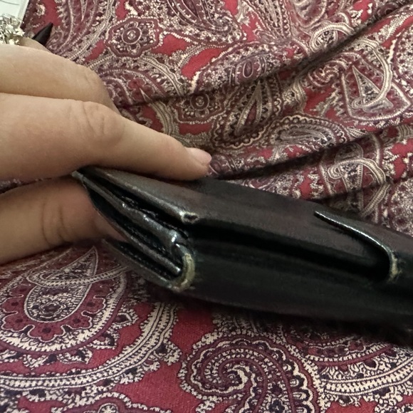 Authentic Prada Saffiano Leather Bifold Wallet. - Picture 15 of 16